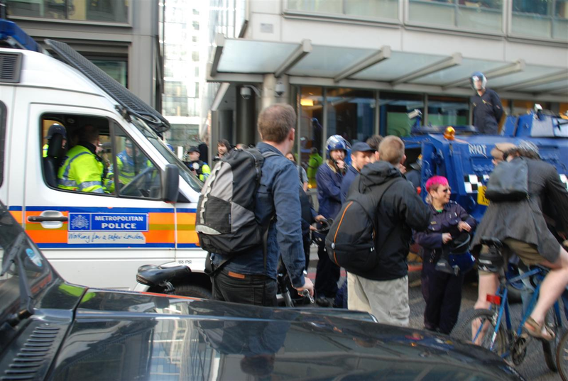 Illustration for article titled Vigilante Hippie Six-Wheeled Riot Tank Tries To Battle G20 Summit Protesters